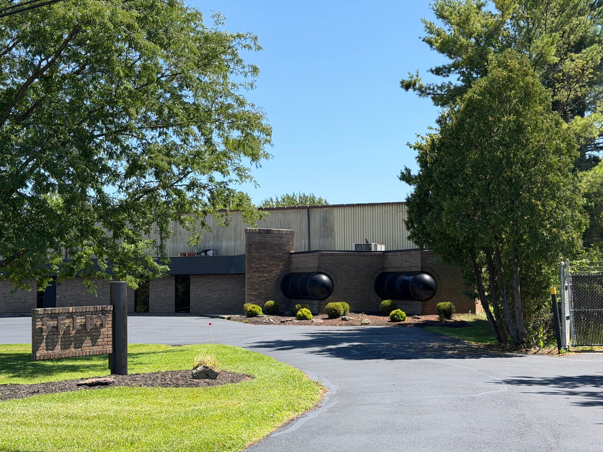 3920 Congress Pkwy, Richfield, OH for Sale