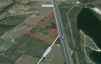 Elmendorf, TX Commercial Land - 16385 Donop Rd