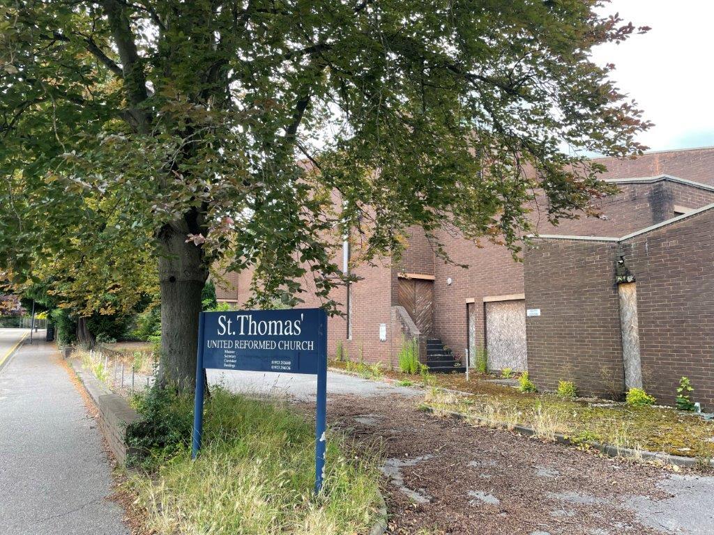 68 Langley Rd, Watford, HRT for Sale