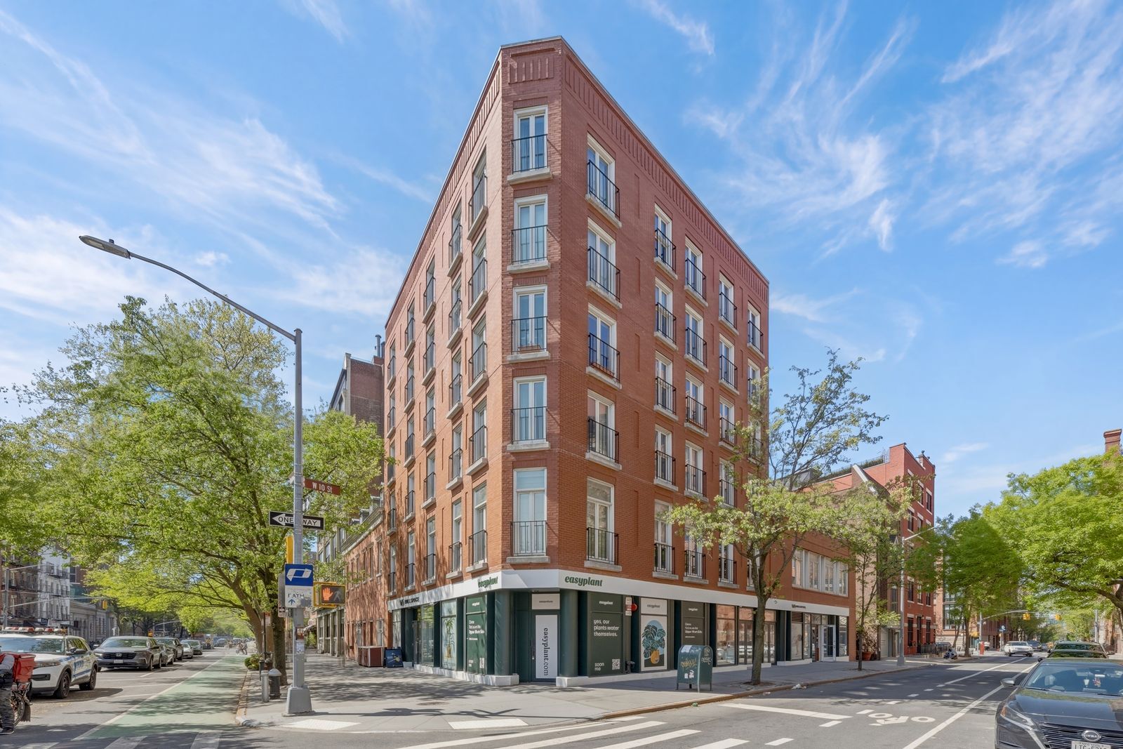 254 W 10th St, New York, NY for Sale