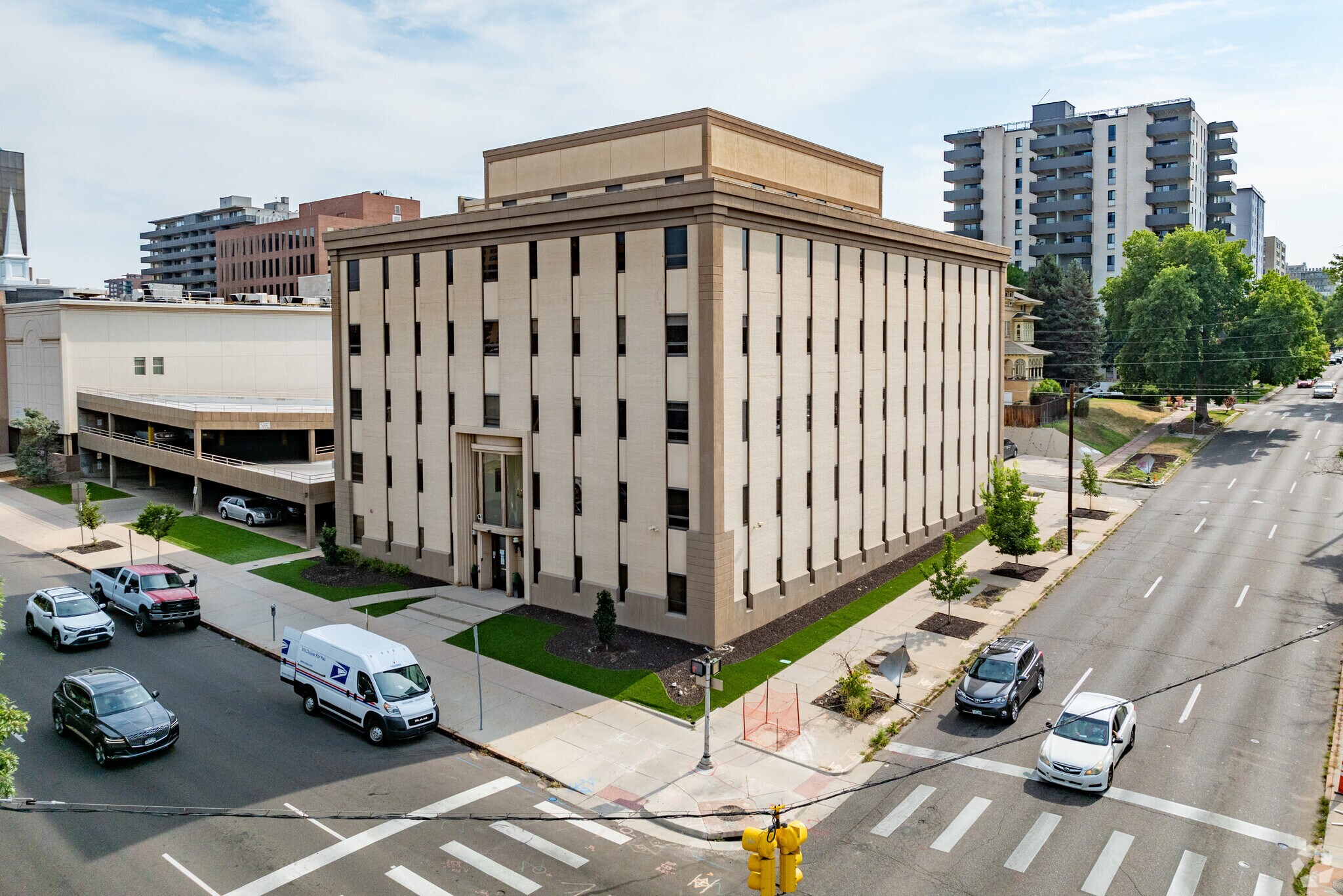 800 N Grant St, Denver, CO for Sale