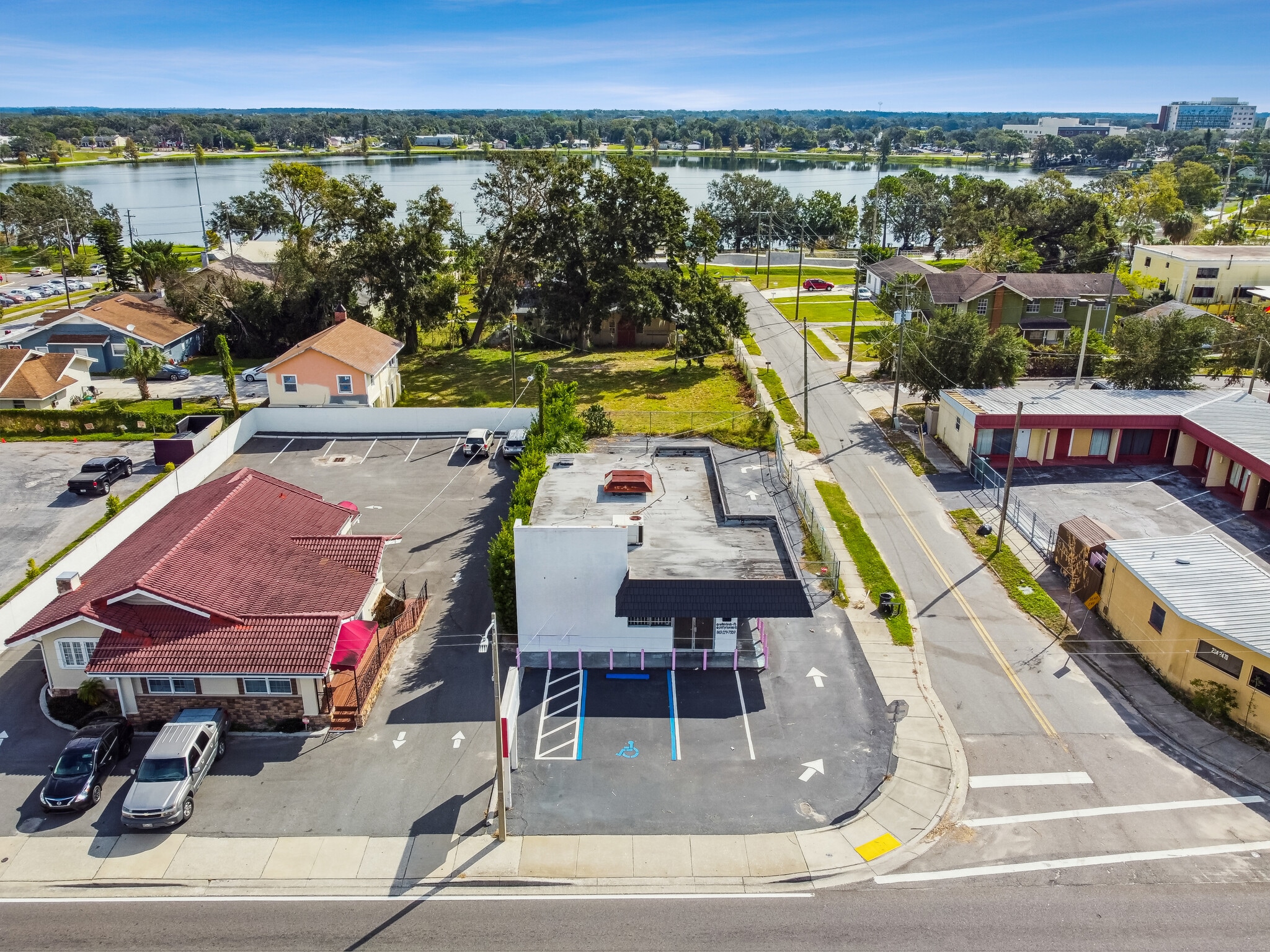 1006 6th St NW, Winter Haven, FL for Sale