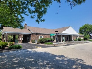 Waukesha, WI Office/Retail - 100 E Sunset Dr