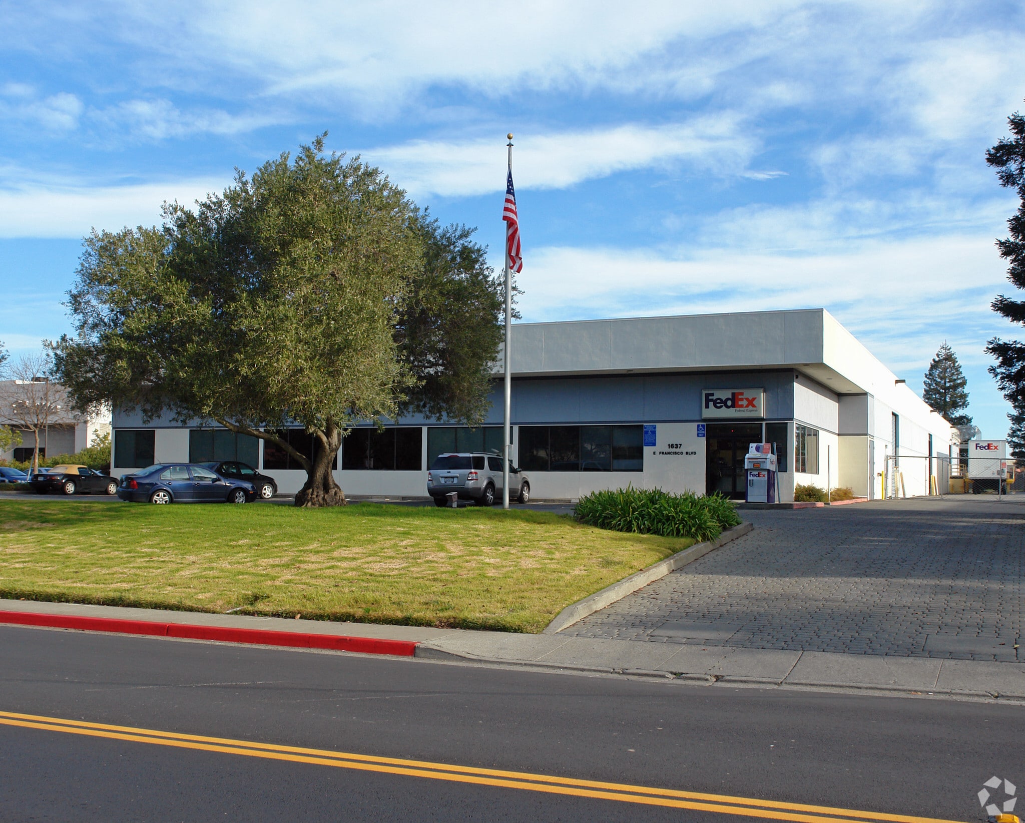 1637 Francisco Blvd E, San Rafael, CA for Rent