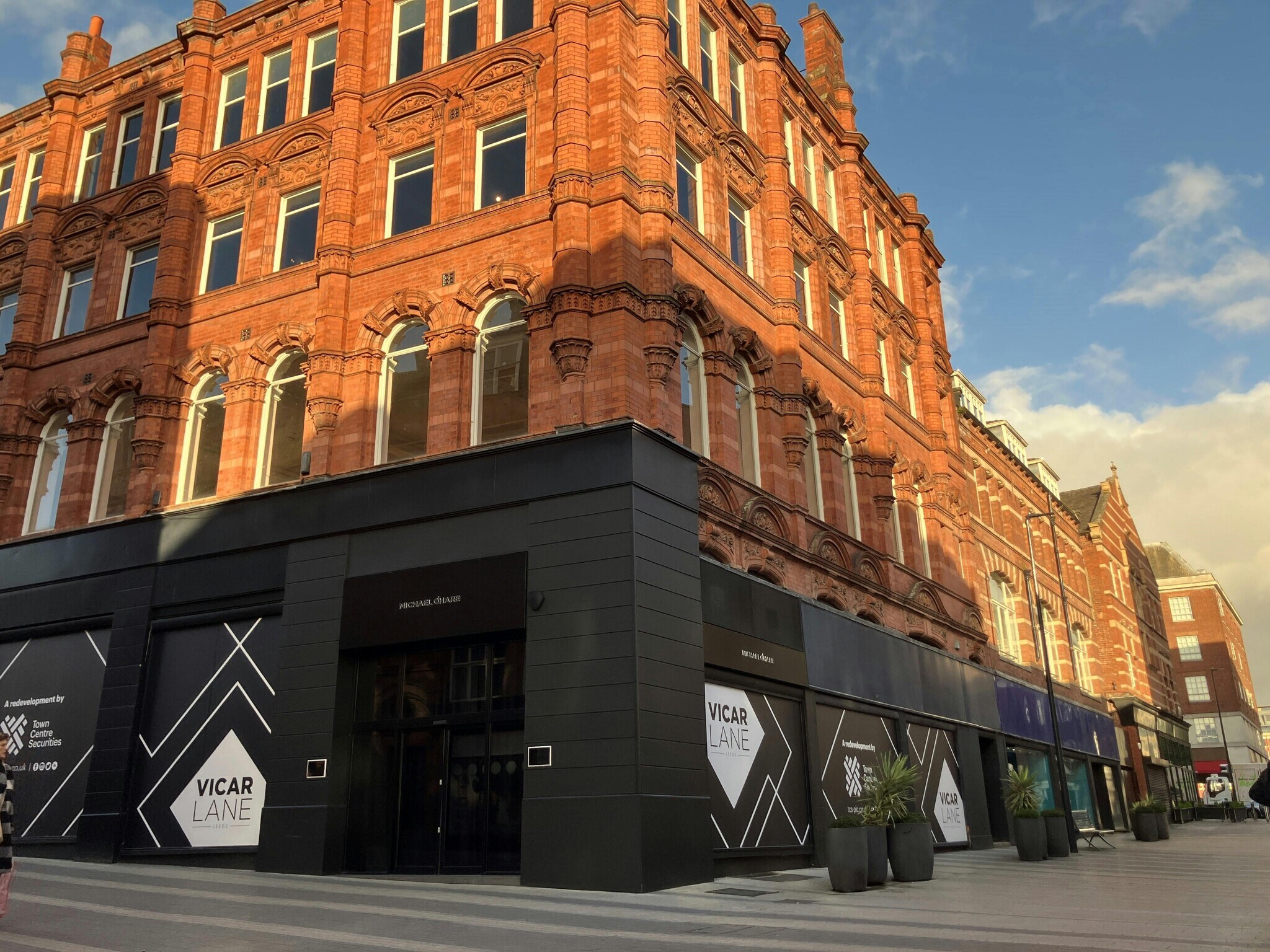 68-82 Vicar Ln, Leeds, WYK for Rent