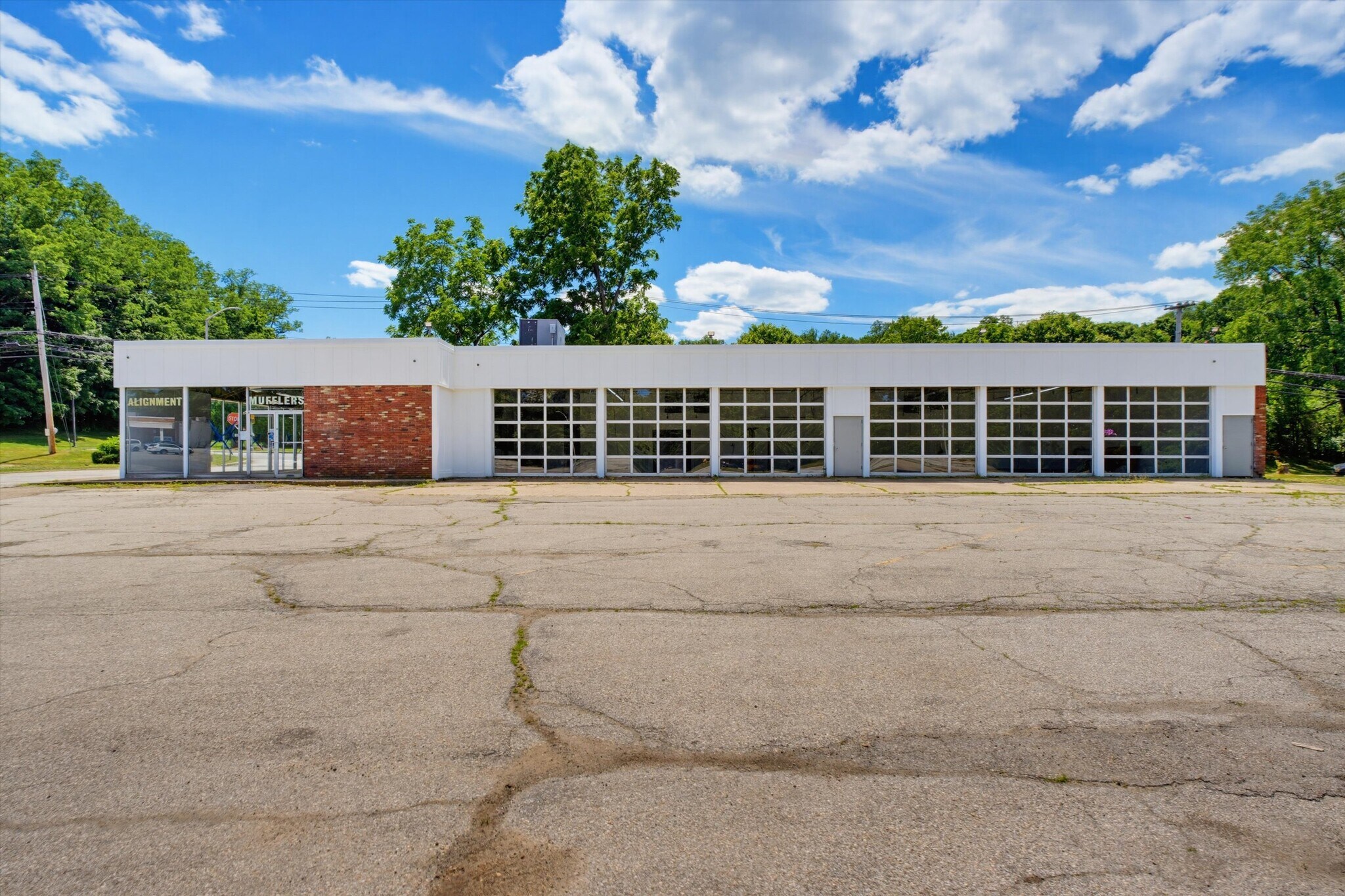 1366 E Main St, Shrub Oak, NY for Rent