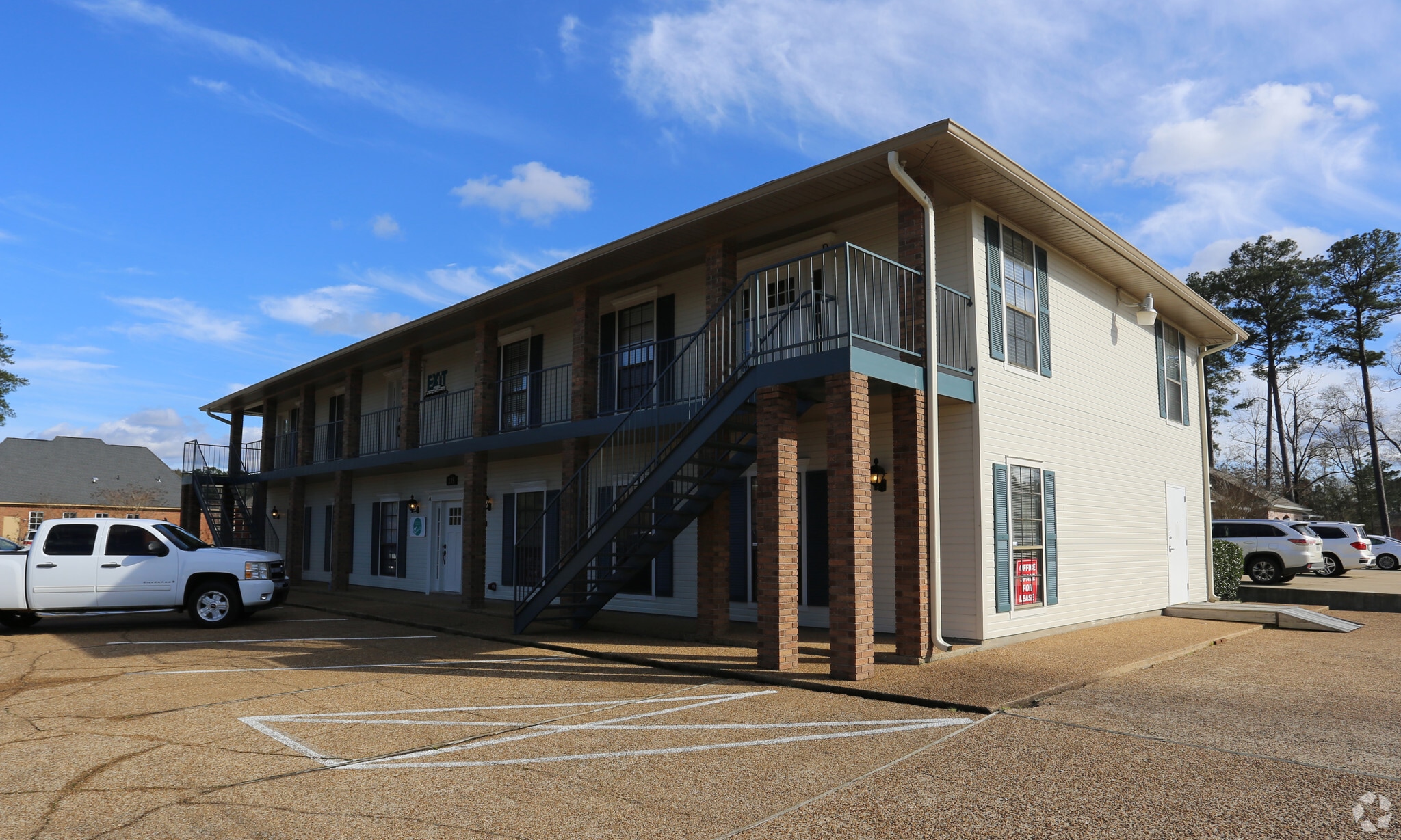 215 Woodline Dr, Flowood, MS for Rent