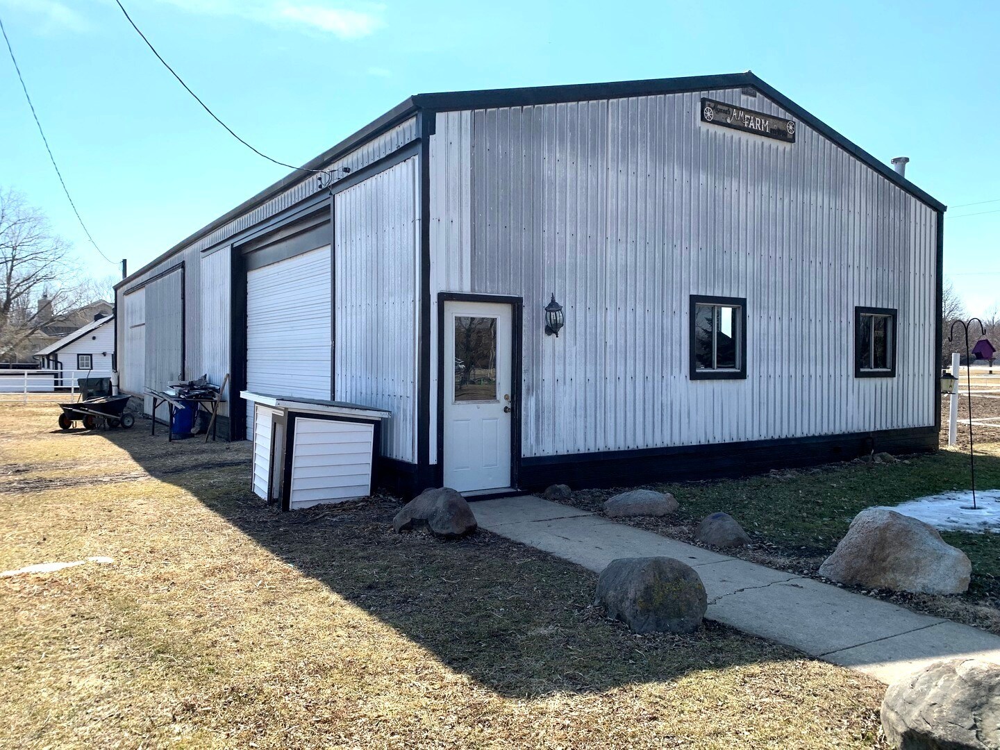 1700 Little Rock Rd, Plano, IL for Rent