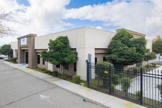 2990 E Annadale Ave 2990 E Annadale Ave
