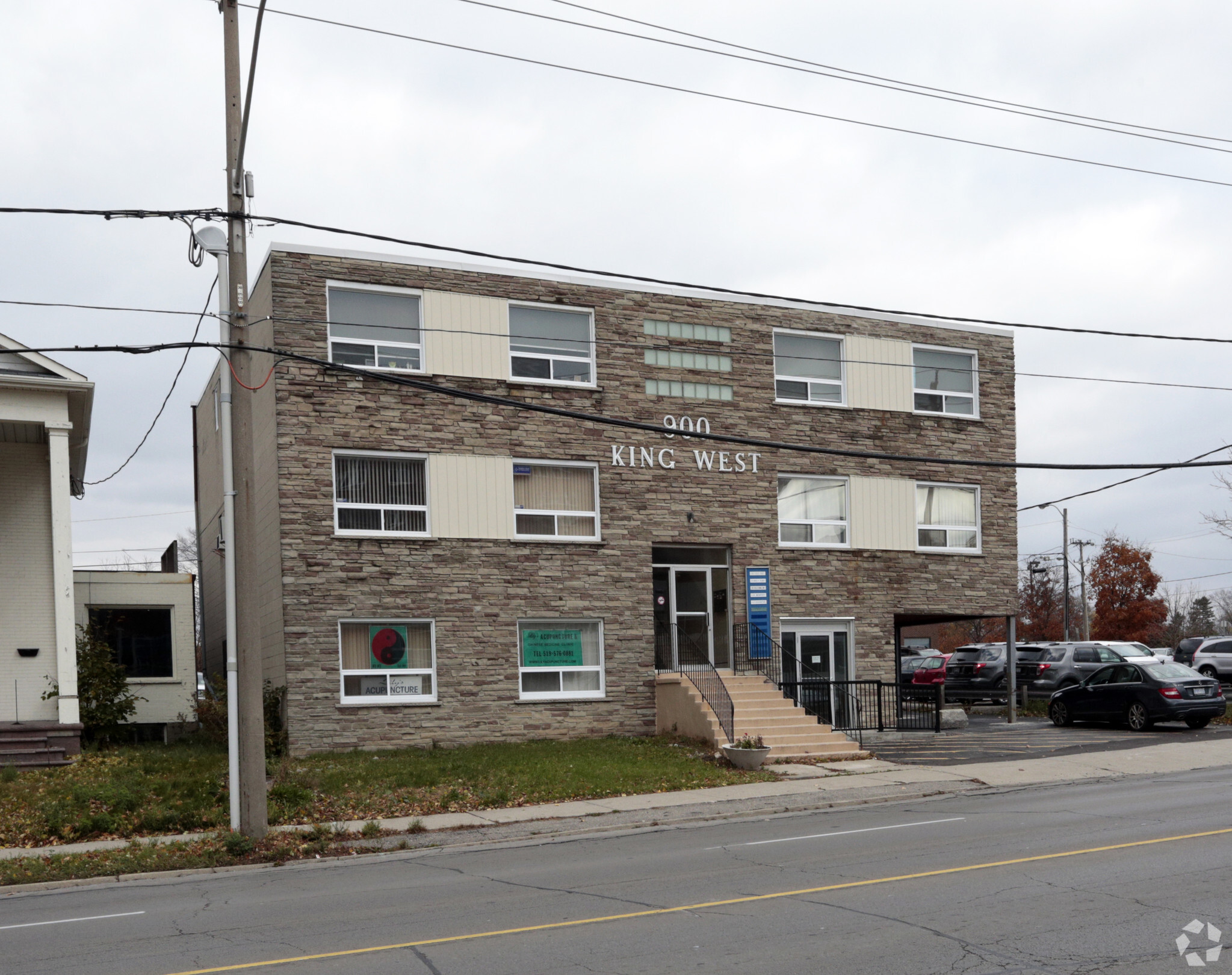 890-900 King St W, Kitchener, ON for Rent