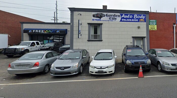 91 Commercial Ave, Garden City, NY for Rent