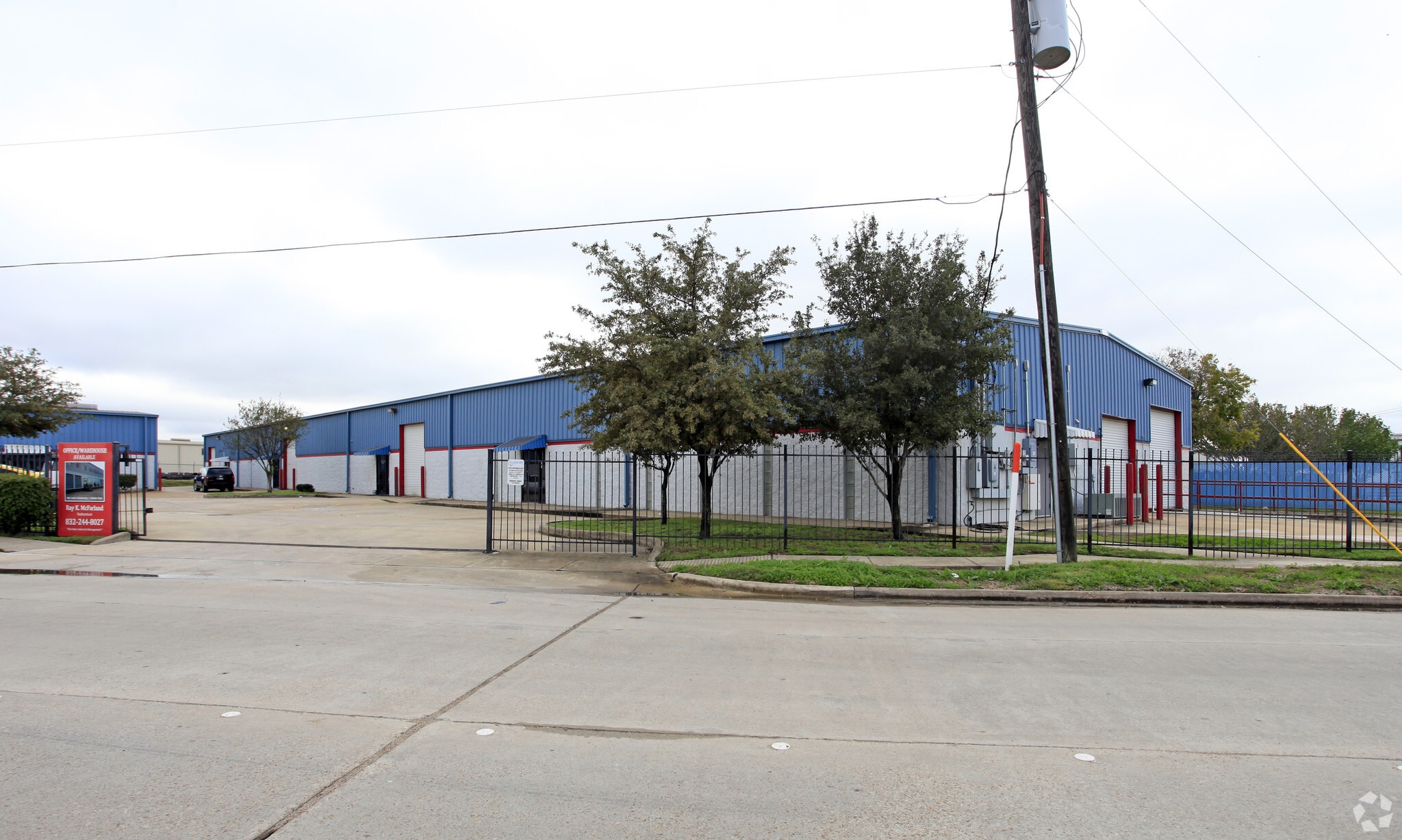 5213 Brookglen Dr, Houston, TX for Rent