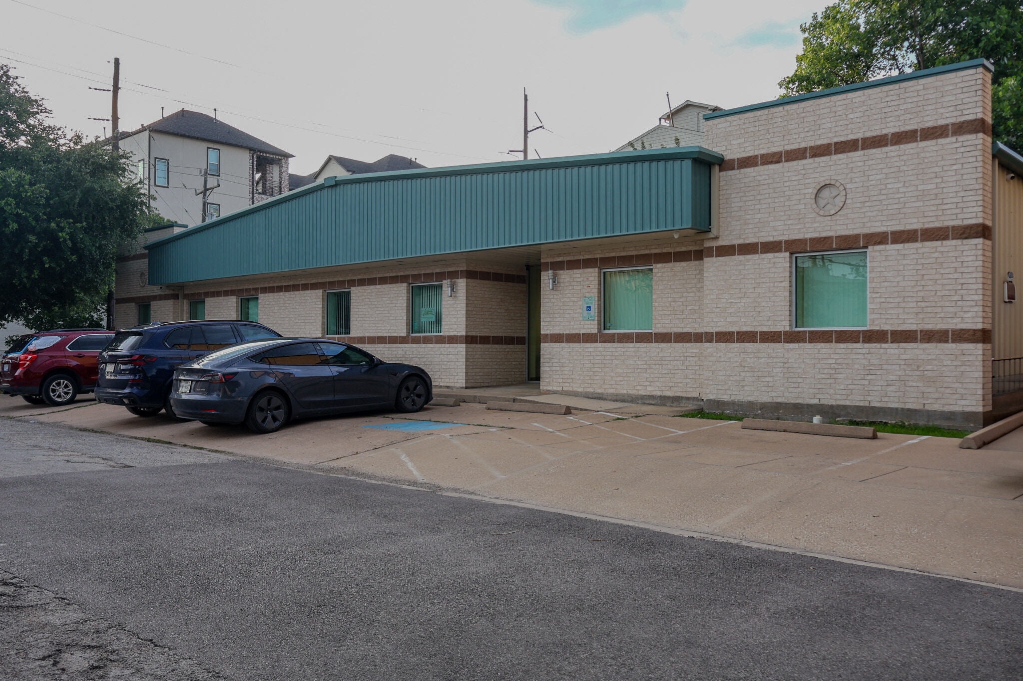 114 W Drew St, Houston, TX for Rent