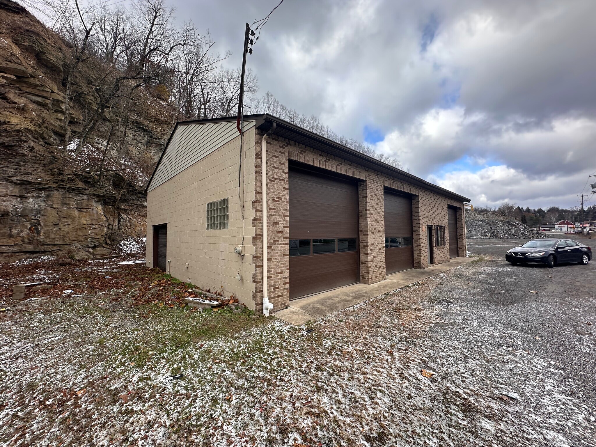 1235 Evergreen Rd, Pittsburgh, PA for Sale