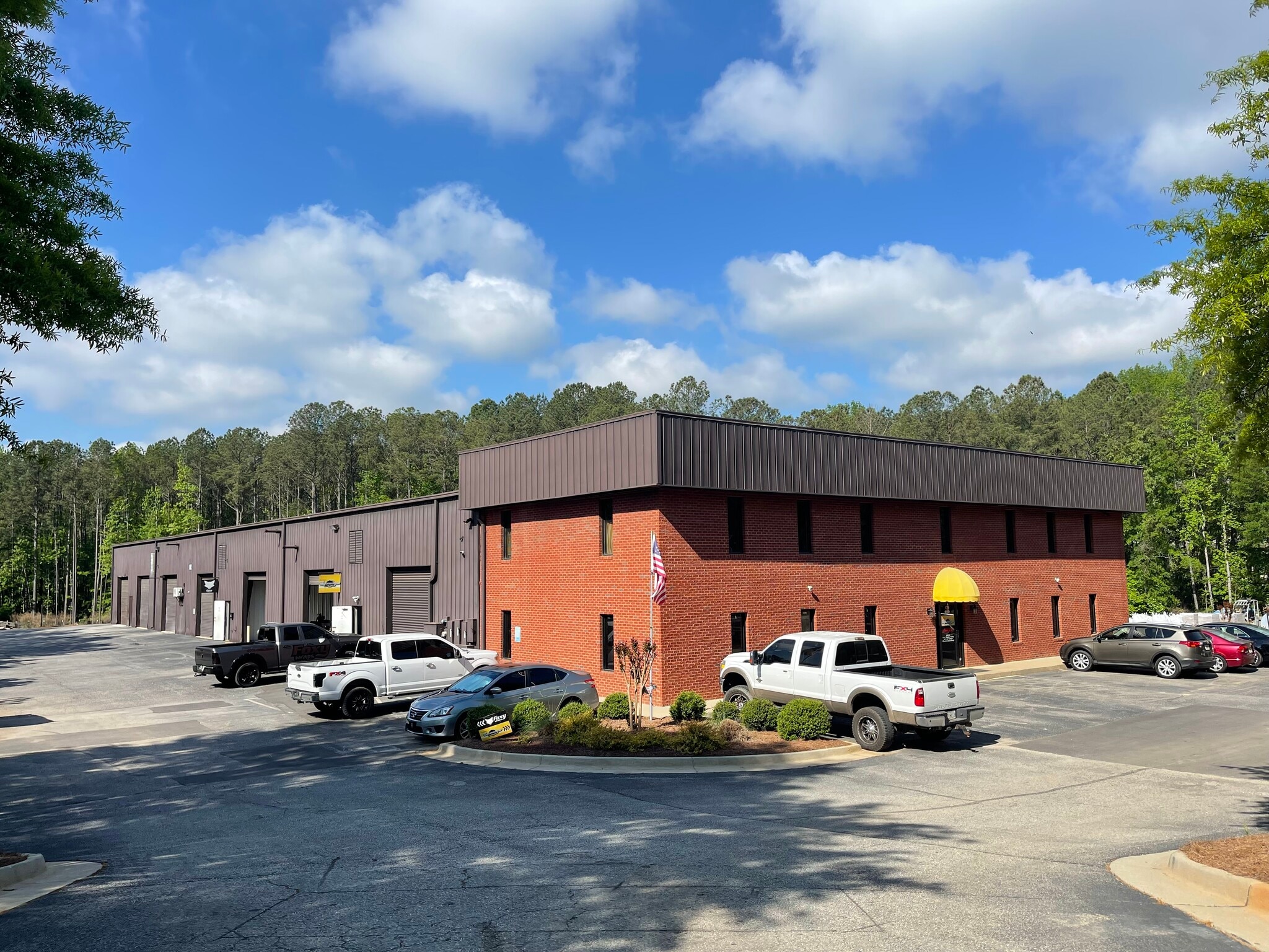 130 Peach State Ct Tyrone, GA 30290 Industrial Property for Lease on