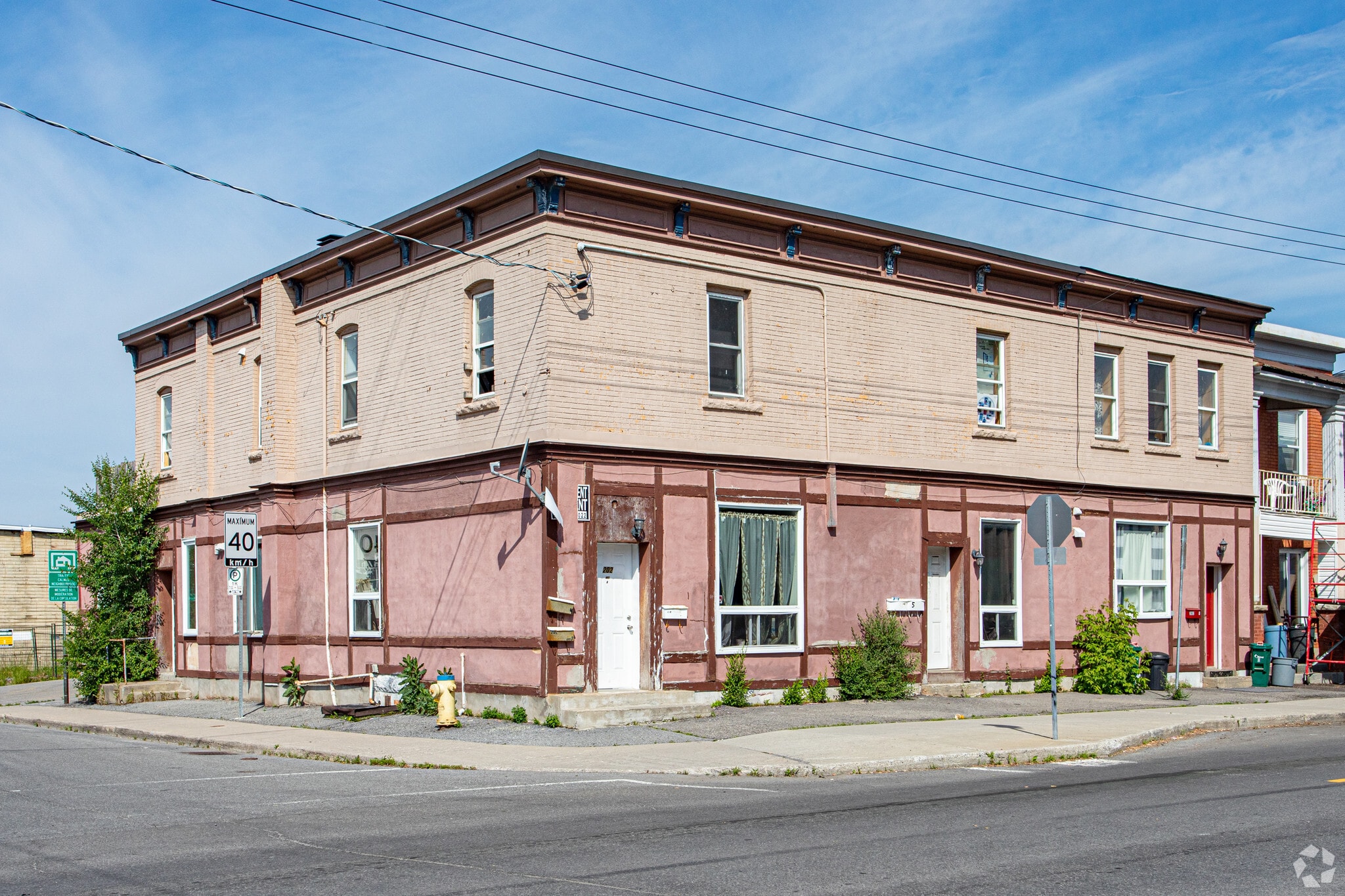 202 Rochester St, Ottawa, ON for Sale