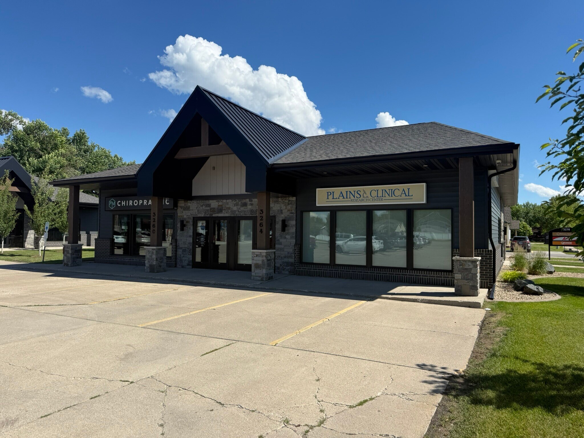 3200-3264 20th St S, Fargo, ND for Rent