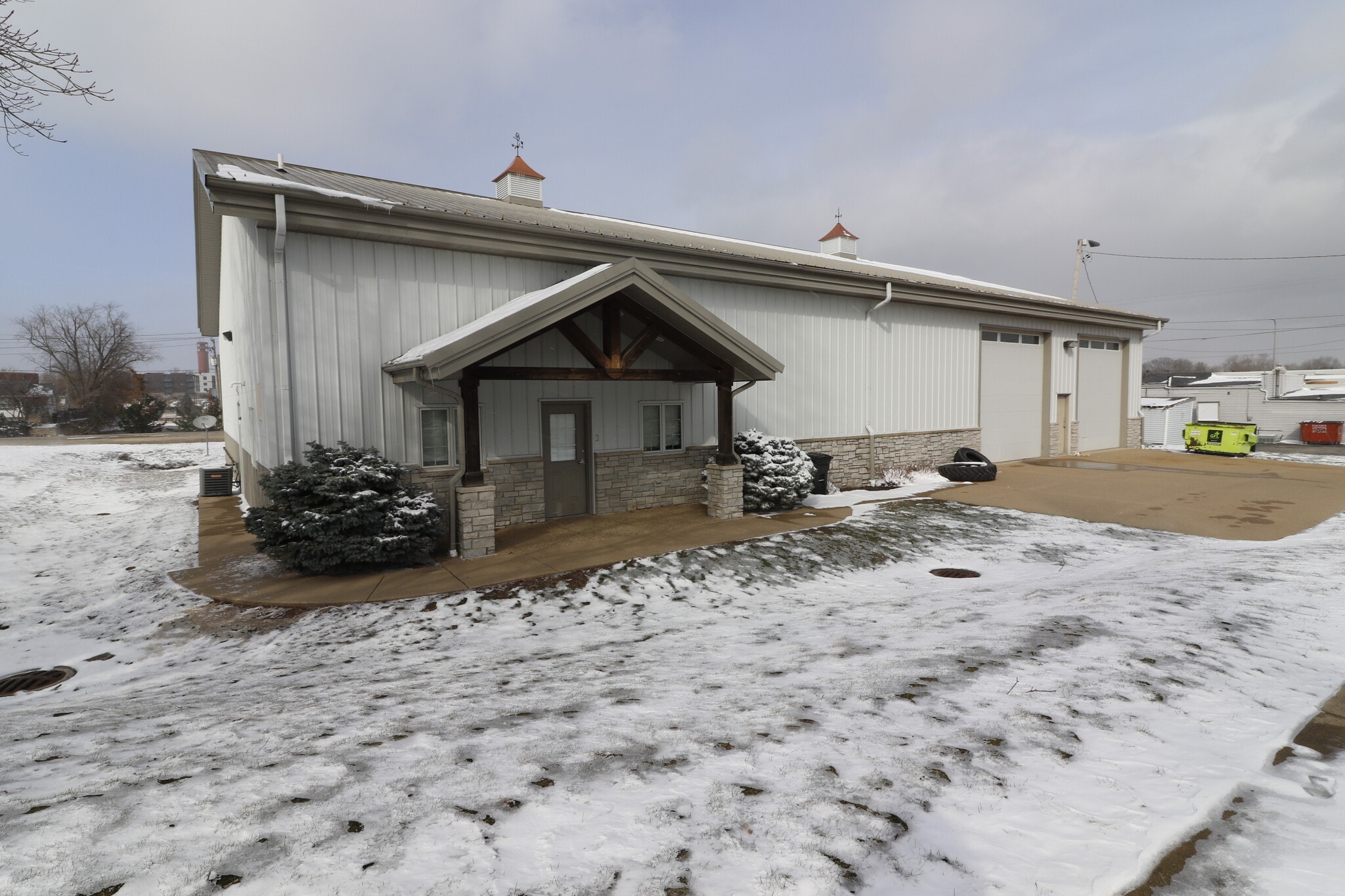 1223 E Sciota Ave, Peoria Heights, IL for Rent