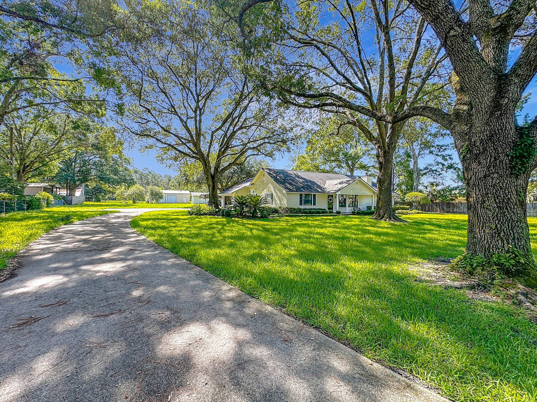 6321 Old Middleburg Rd S, Jacksonville, FL for Sale