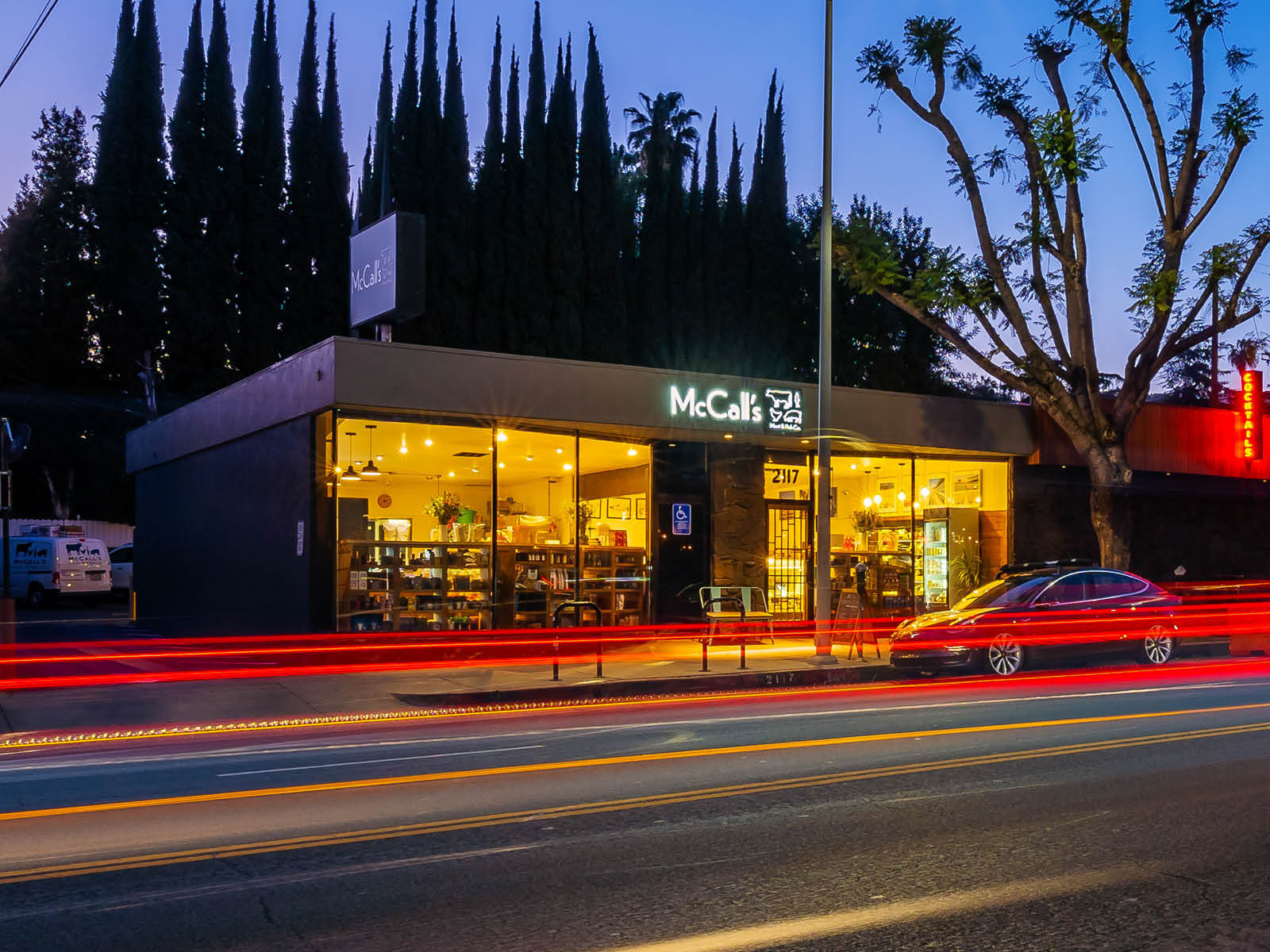 2117 Hillhurst Ave Los Angeles, CA 90027 Retail Property for Lease on