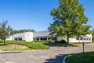 Melville, NY Industrial - 5 Hub Dr