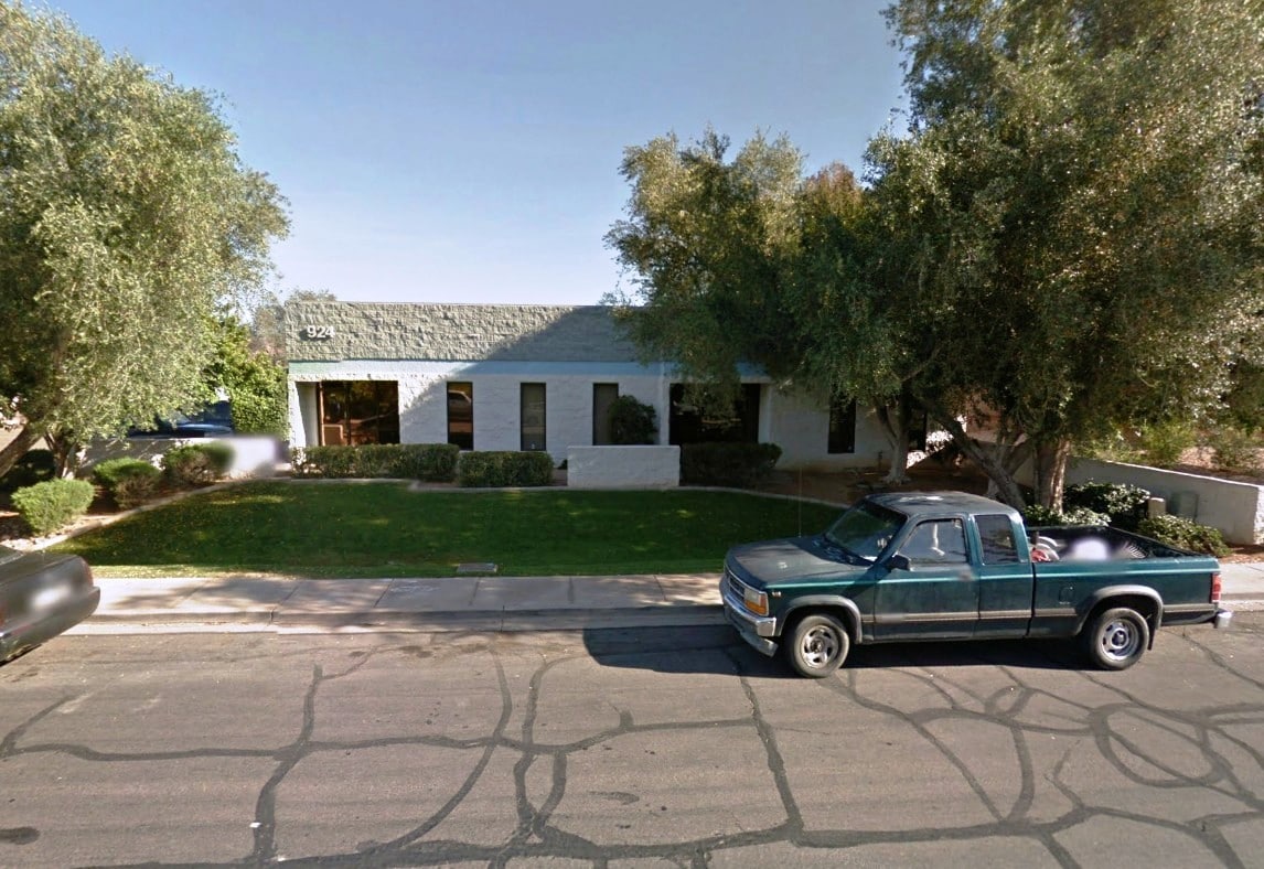 916 E Impala Ave, Mesa, AZ for Rent