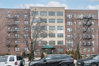 Brooklyn, NY Apartments - 150 Ocean Pkwy