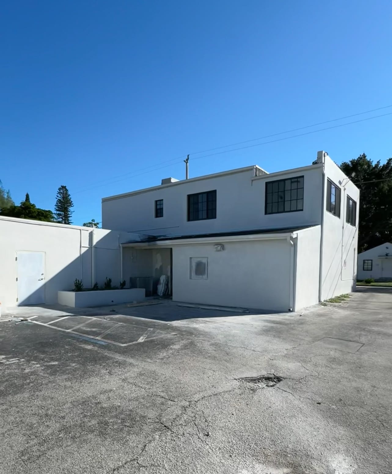 7330 NE 4th Ct, Miami, FL for Rent