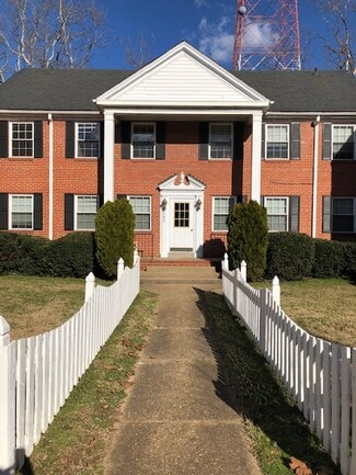 Richmond, VA Apartments - 1000 Tilden St