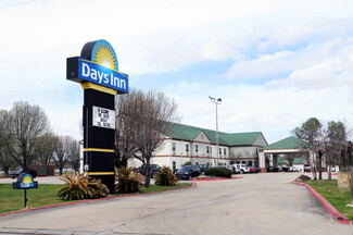 Denham Springs, LA Hospitality - 201 Range 12 Blvd