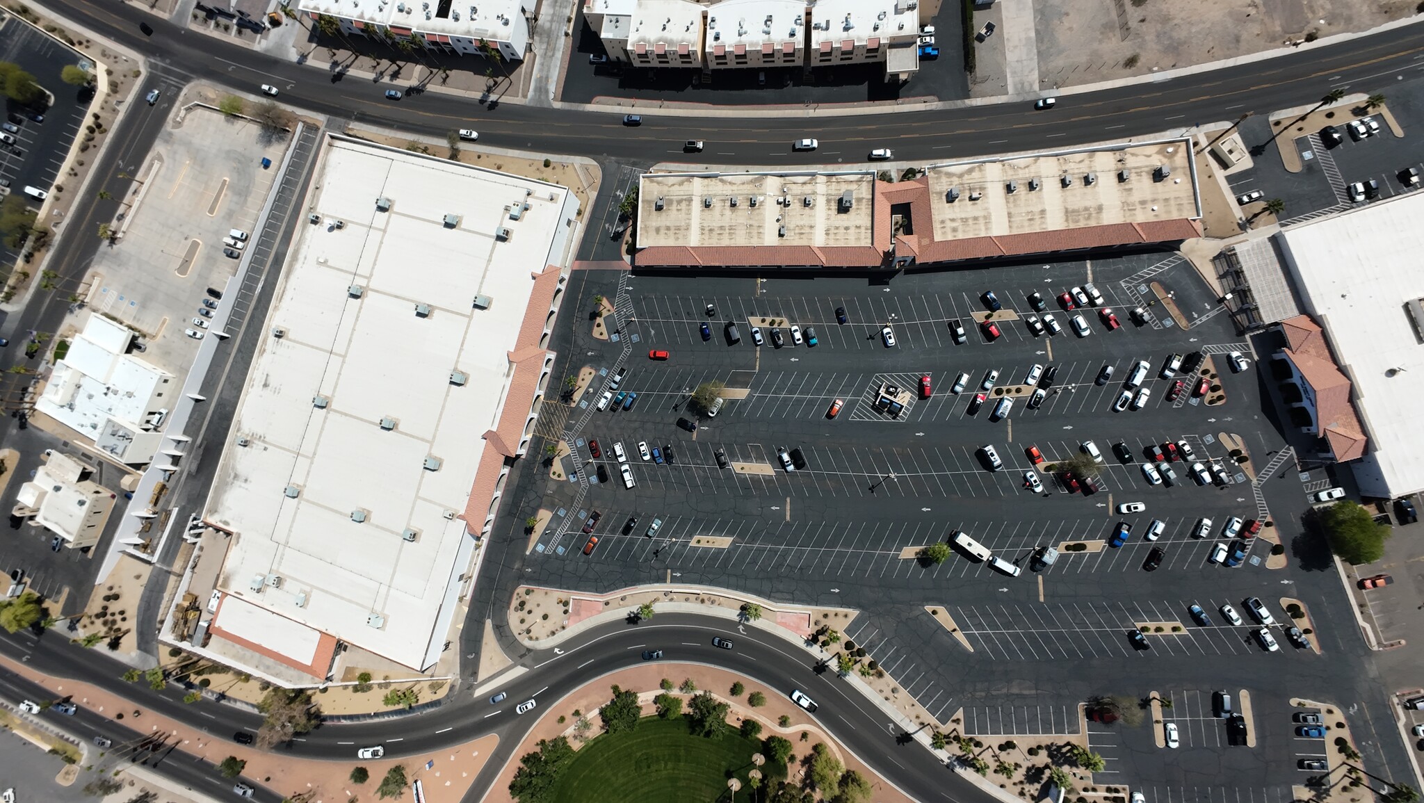1850-1870 Mcculloch Blvd N, Lake Havasu City, AZ for Sale