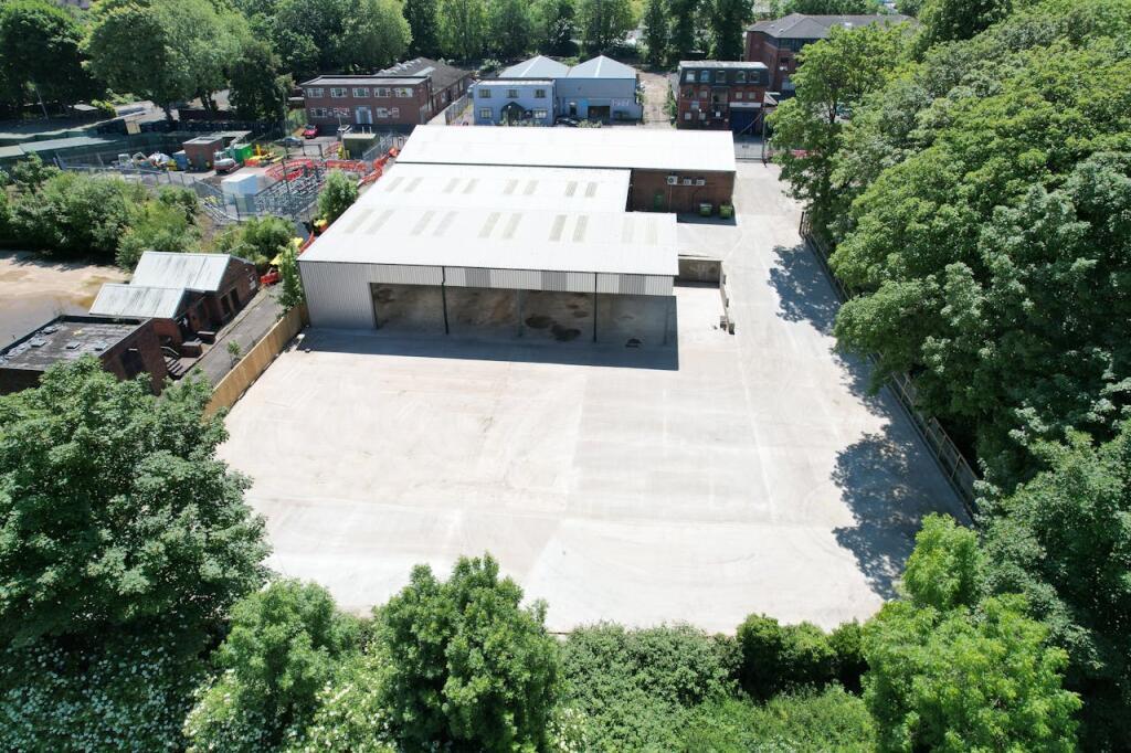 Danefield Rd, Sale, CHS for Rent