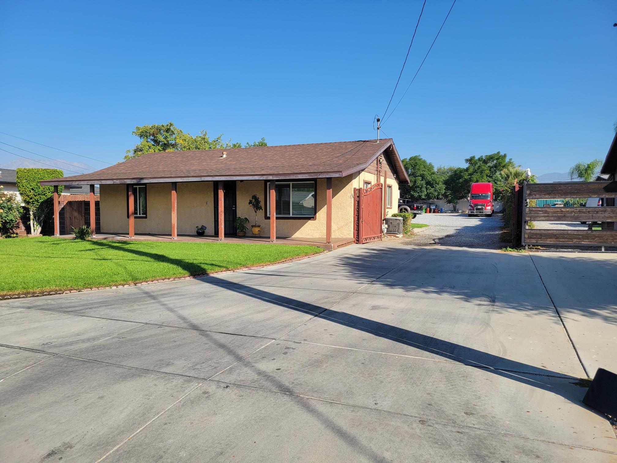 610 W 1st St Rialto, CA 92376 Industrial Property for Sale on