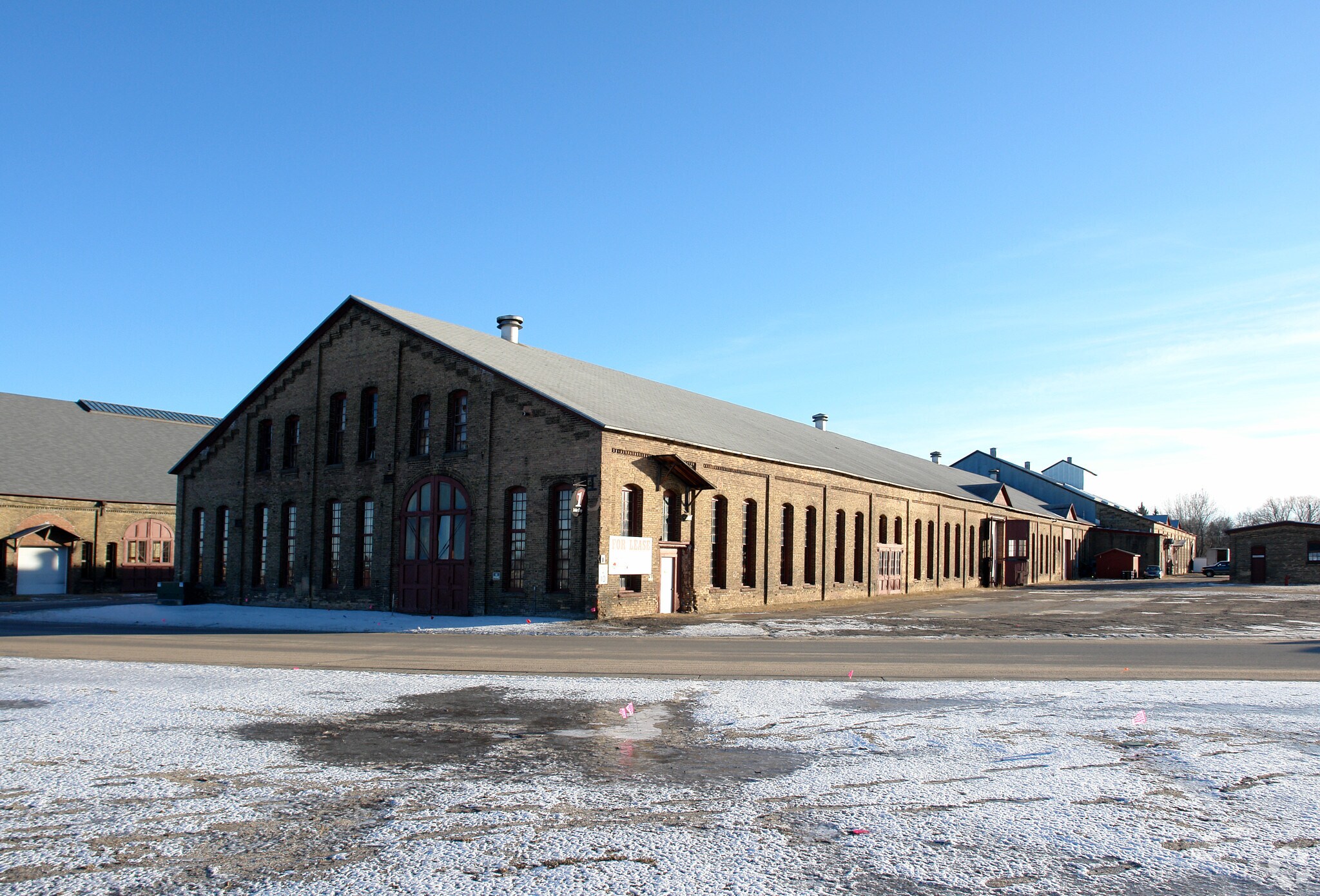 1320-1350 N Pacific Rd, Brainerd, MN for Rent