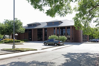 Waxahachie, TX Retail - 820 Ferris Ave