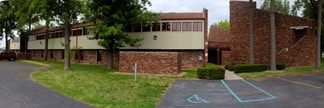 Indianapolis, IN Coworking Space - 2346 S Lynhurst Dr