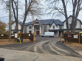 Brampton, ON Commercial - 68 Marysfield Drive Dr