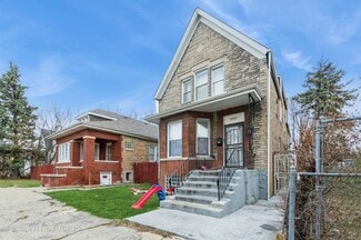 Chicago, IL Apartments - 6927 S Hermitage Ave