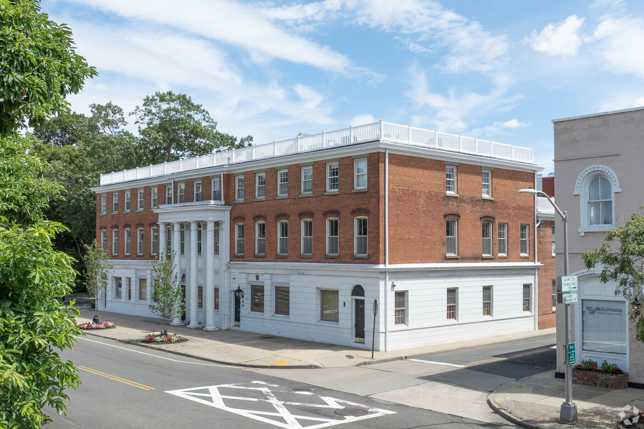 57-65 Hilton Ave, Garden City, NY for Rent