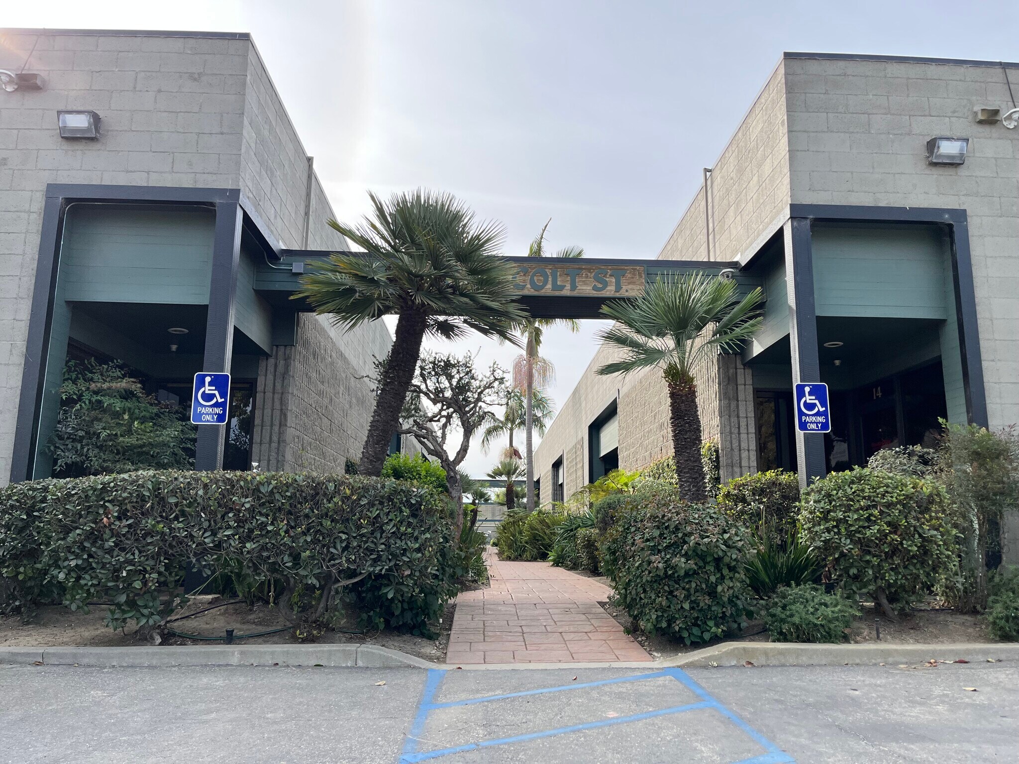 4848 Colt St Ventura, CA 93003 Industrial Property for Sale on