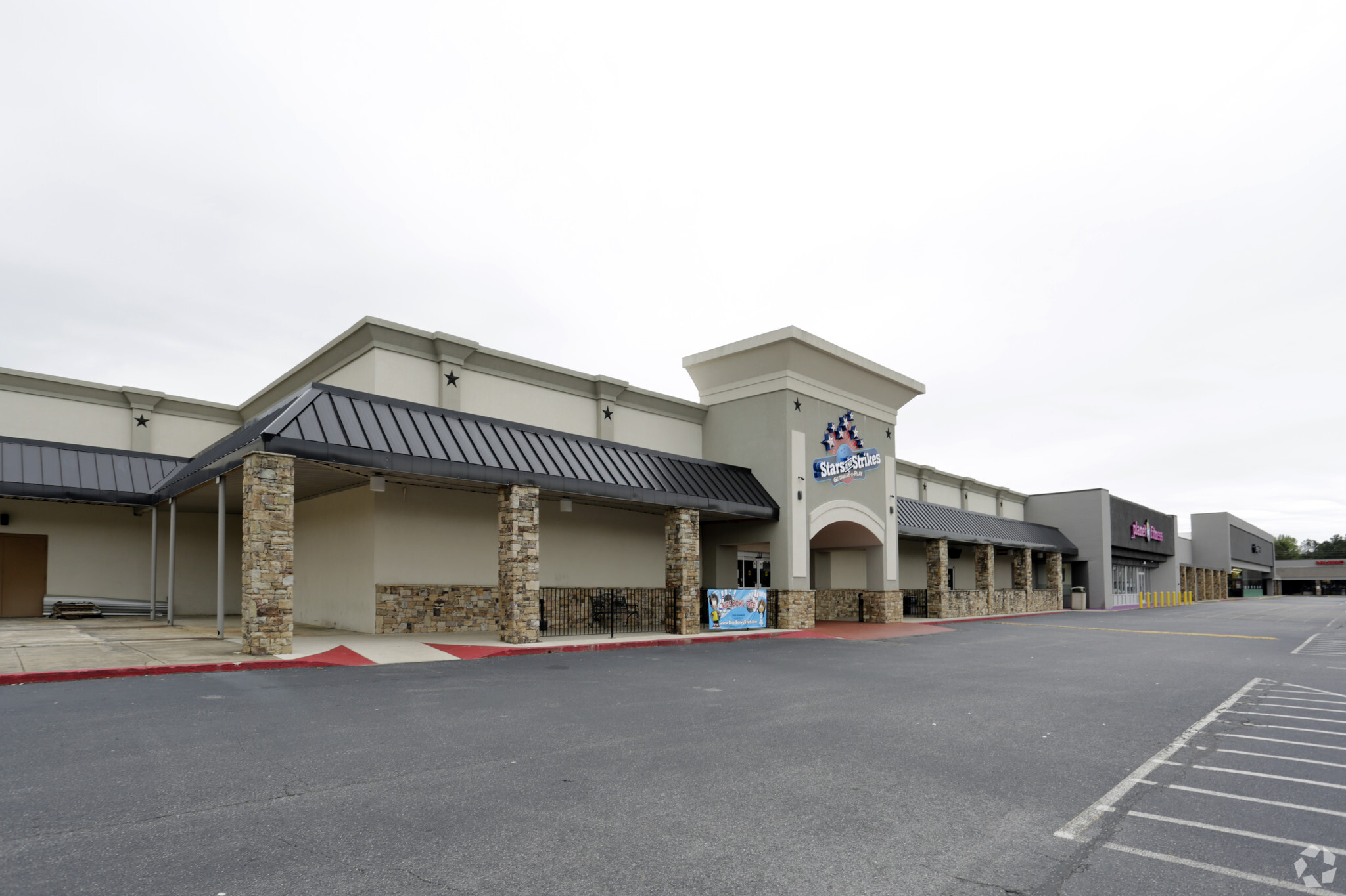 107-133 Merchants Sq, Cumming, GA for Rent