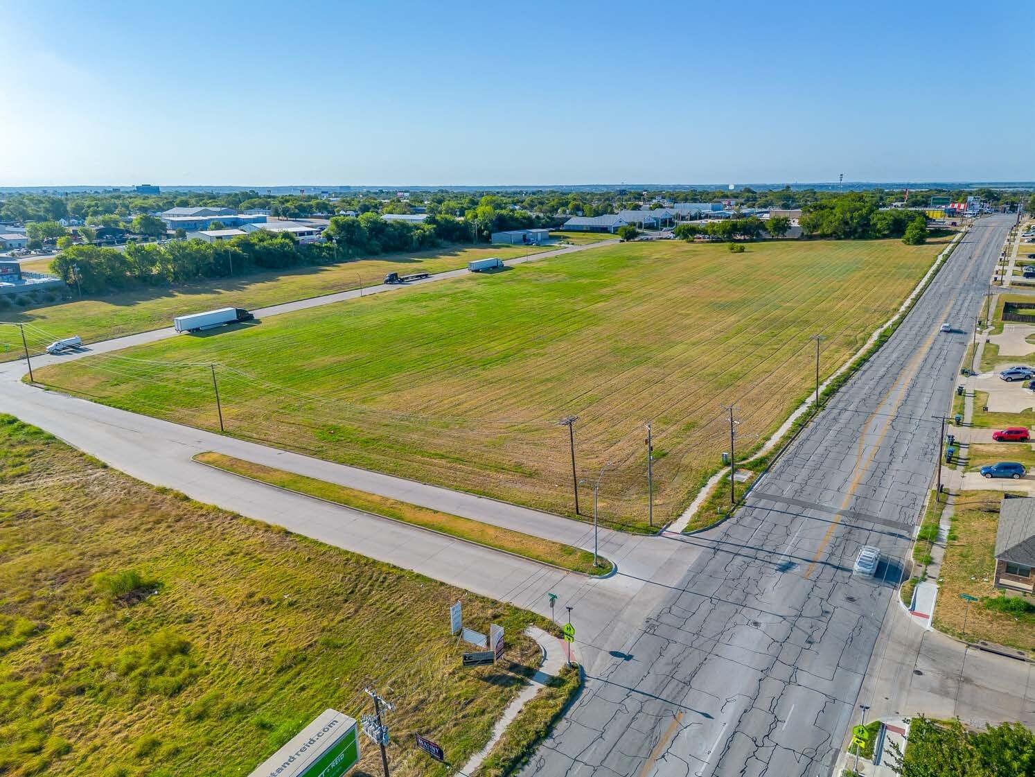 S Cherry Ln, Fort Worth, TX for Sale