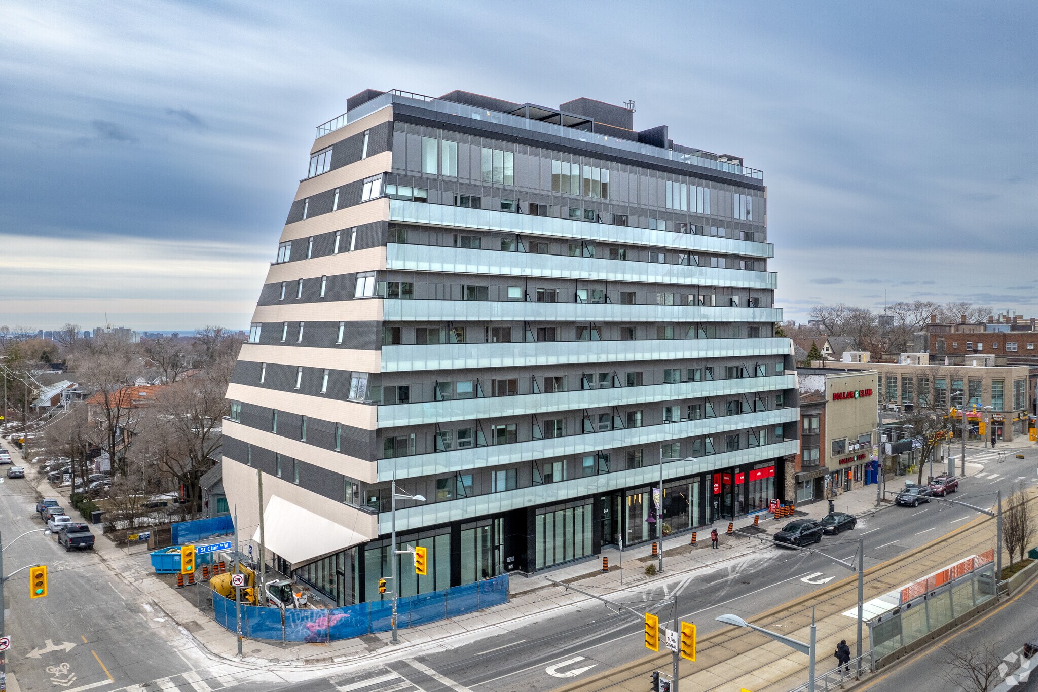 863 St. Clair Ave W, Toronto, ON for Rent