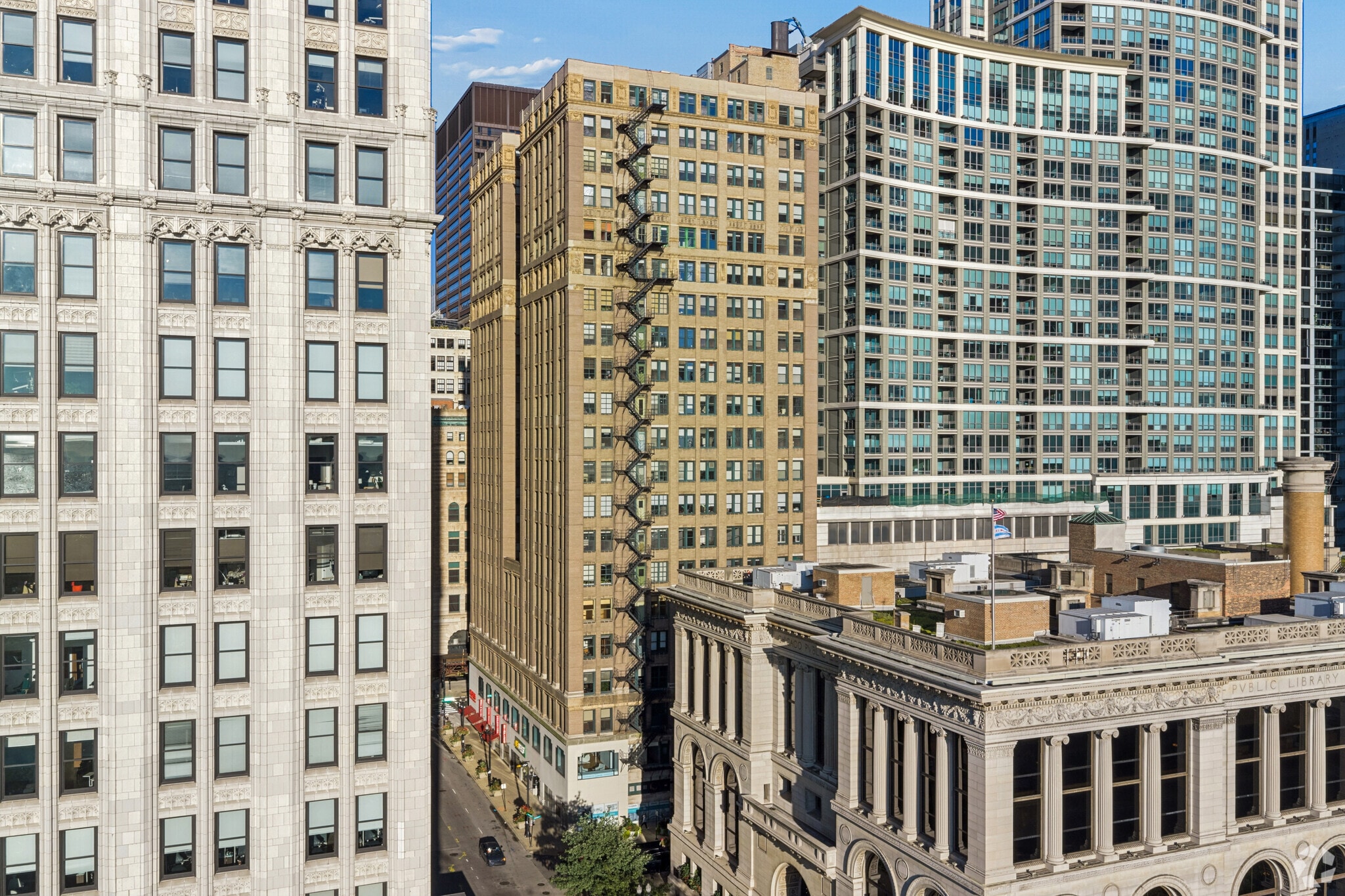111 N Wabash Ave, Chicago, IL for Sale