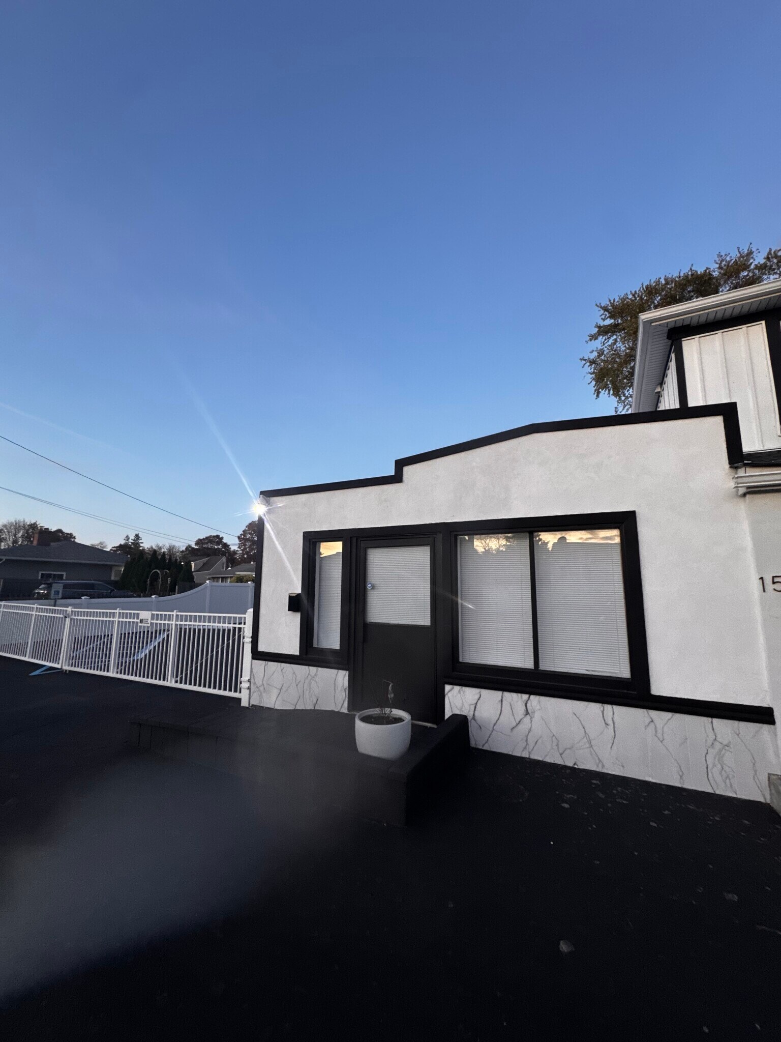 150 N Delaware Ave, Lindenhurst, NY for Rent