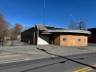 Syracuse, NY Parking Lots & Garages - 1543 S Salina St