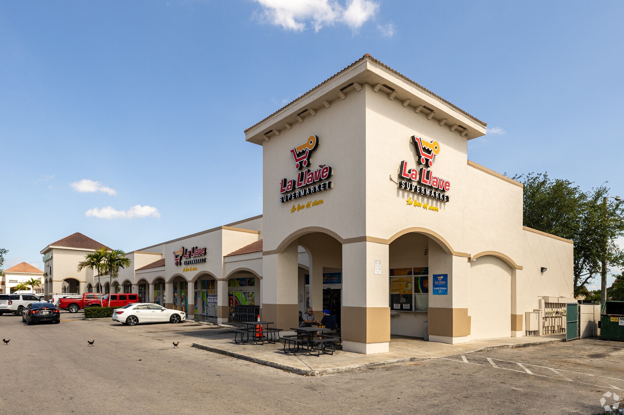 9160 NW 122nd St, Hialeah, FL for Sale