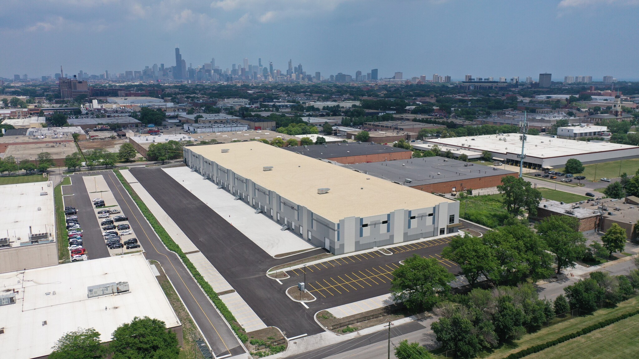 1032 W 43rd St, Chicago, IL for Rent