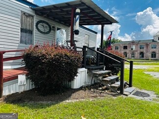 Helena, GA Freestanding - 12 N Forsyth Ave