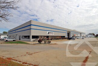 Brighton, MI Flex - 7181-7207 Grand River Rd